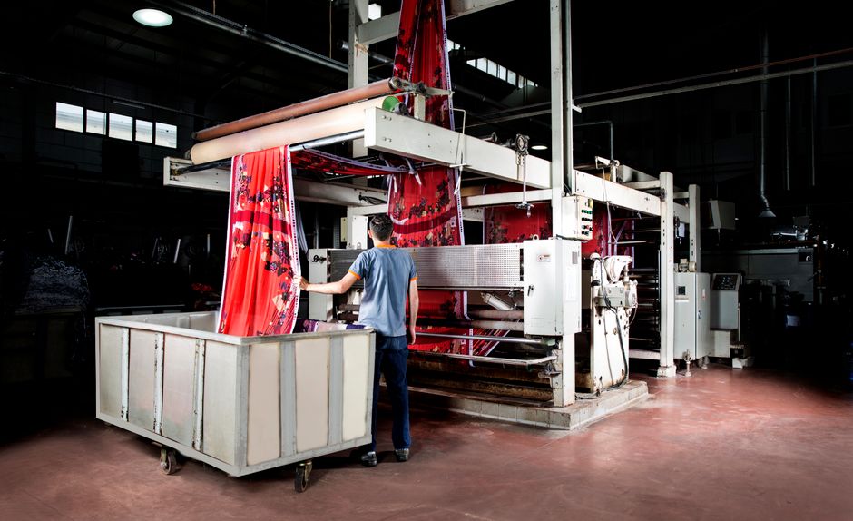 Office blinds produced inside the MOWIN workshop