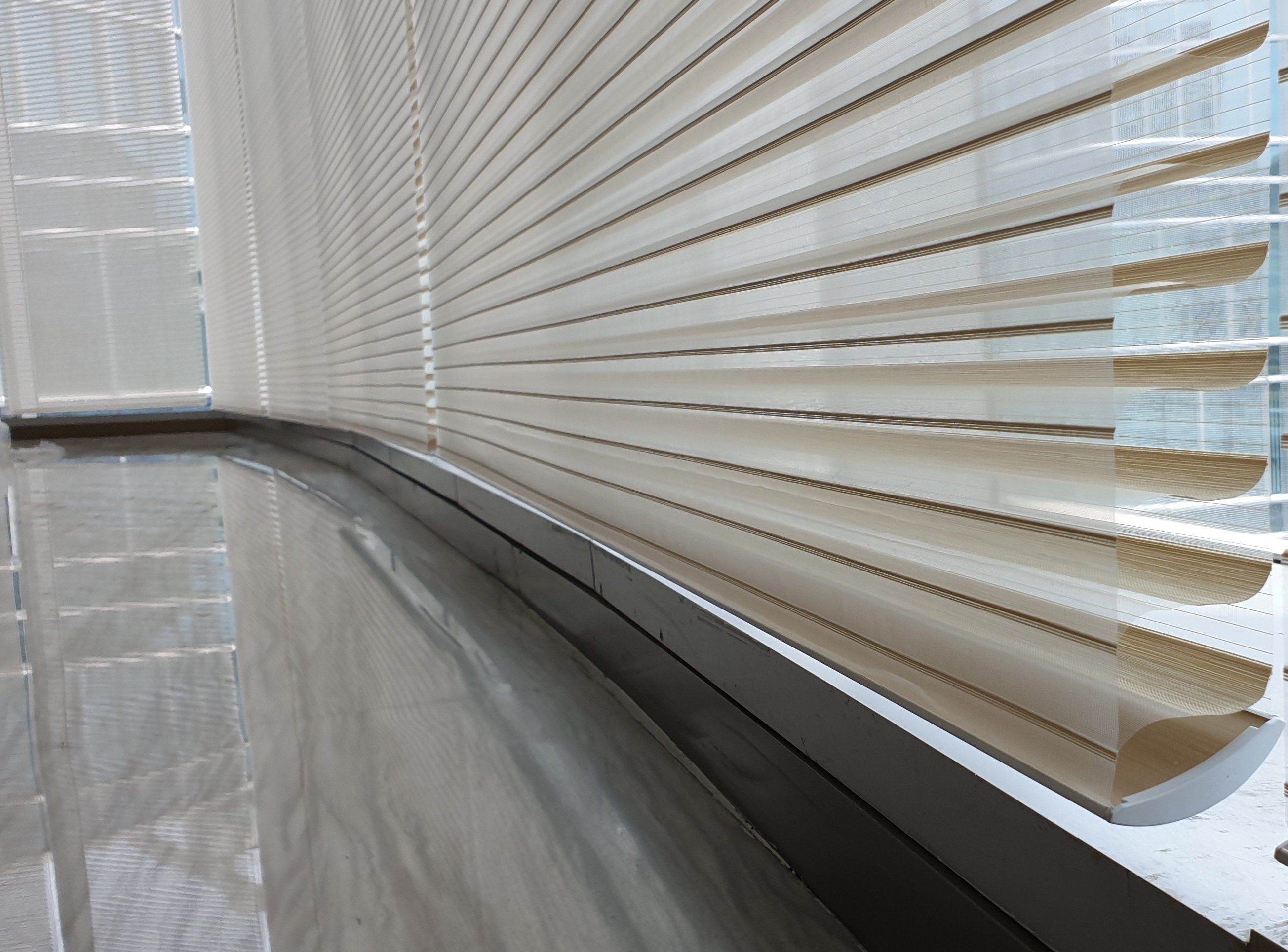 Close detail of MOWIN 3D blind vanes in a private residence